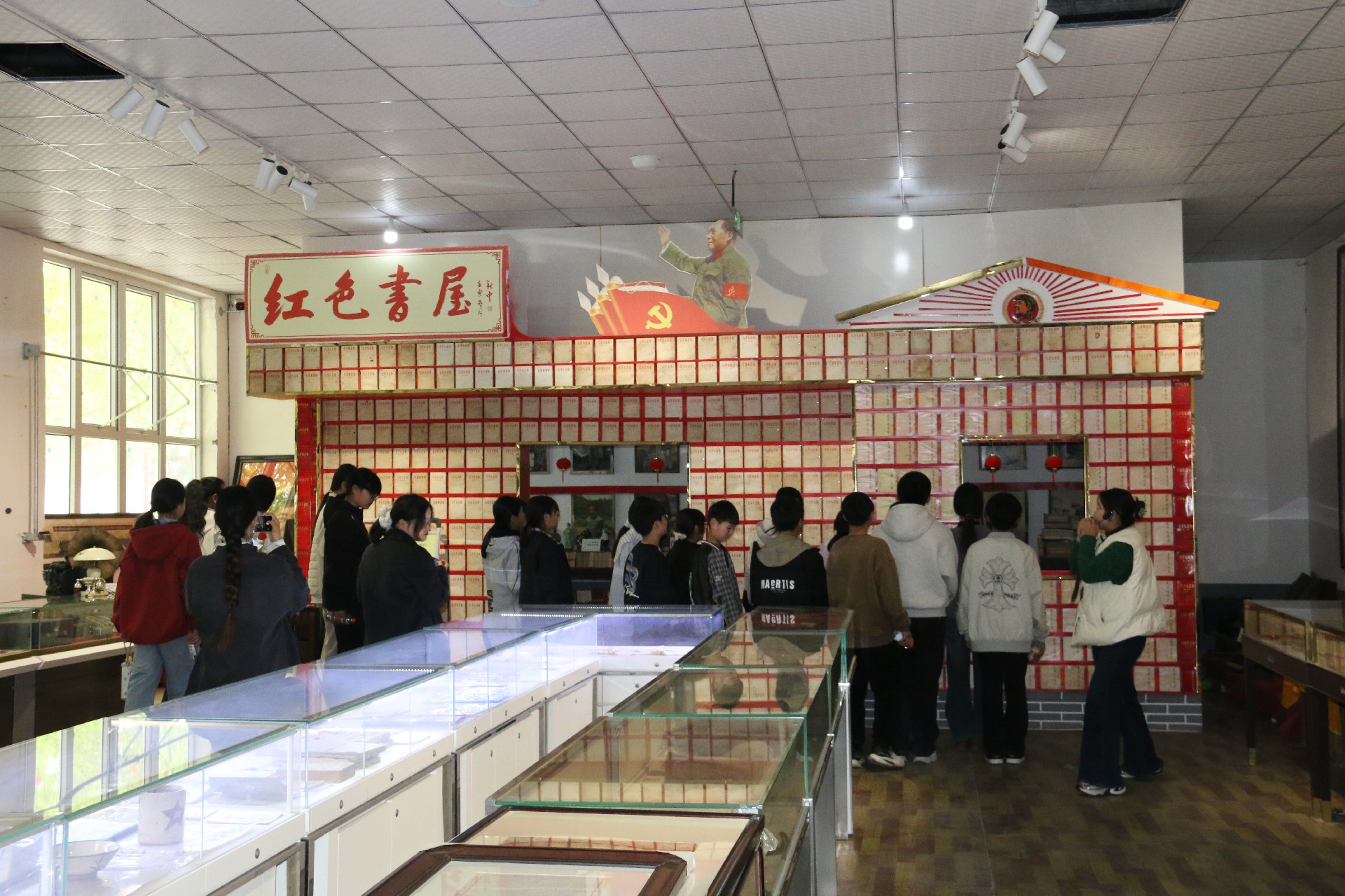 1775892629319369.jpg 621d63f3242682d6de5c75efaba75118.jpg